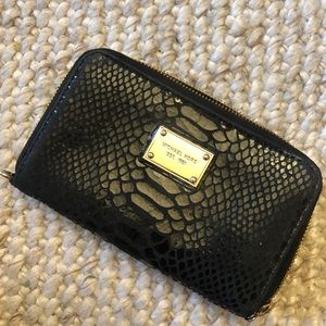 Michael Kors wallet
